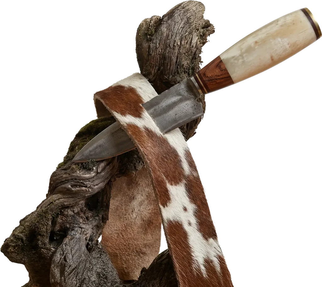 Cuchillo artesanal Filopampa con empuñadura de cuerno de vaca, hecho a mano en Argentina con estilo criollo